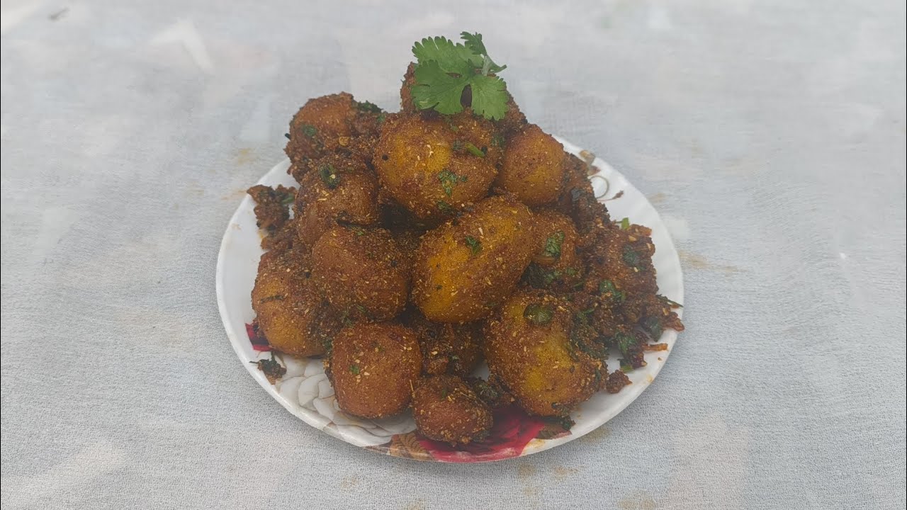 सिर्फ कच्चे आलू से बनाएं पूरे परिवार के लिए चटपटा मसालेदार अचारी आलू रेसिपी उंगलियां चाट जाएंगे सब ।