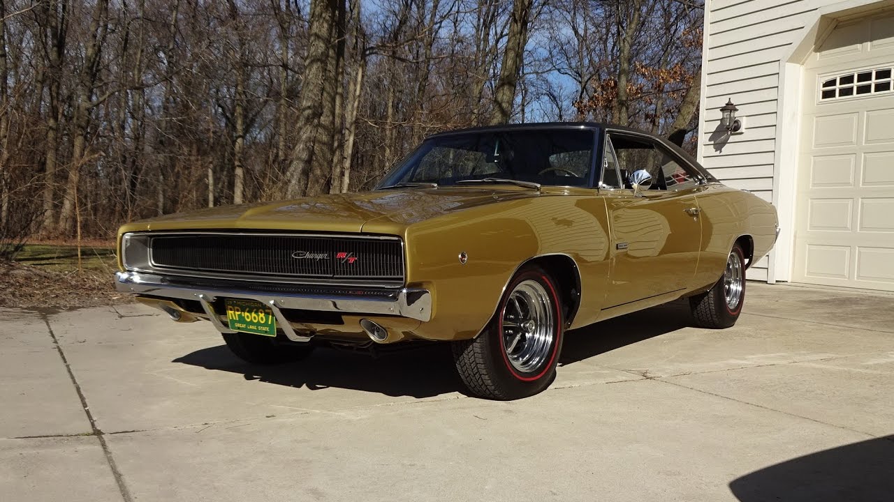 1968 Dodge Charger R/T in Medium Gold & 426 Hemi Engine Sound on My Car Story with Lou Costabile