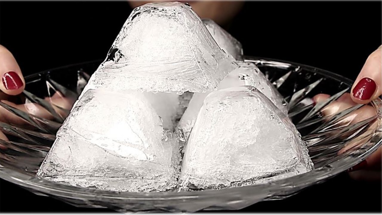 ASMR Eat Ice| Pyramid Shape Hollow Shavedice & Carbonated | 氷を食べる音  Thánh Ăn Đá  얼음 리얼사운 Buz Yemek