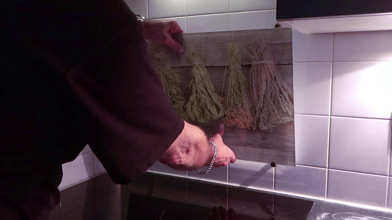Montageanleitung Spritzschutz - Tutorial | wall-art.de