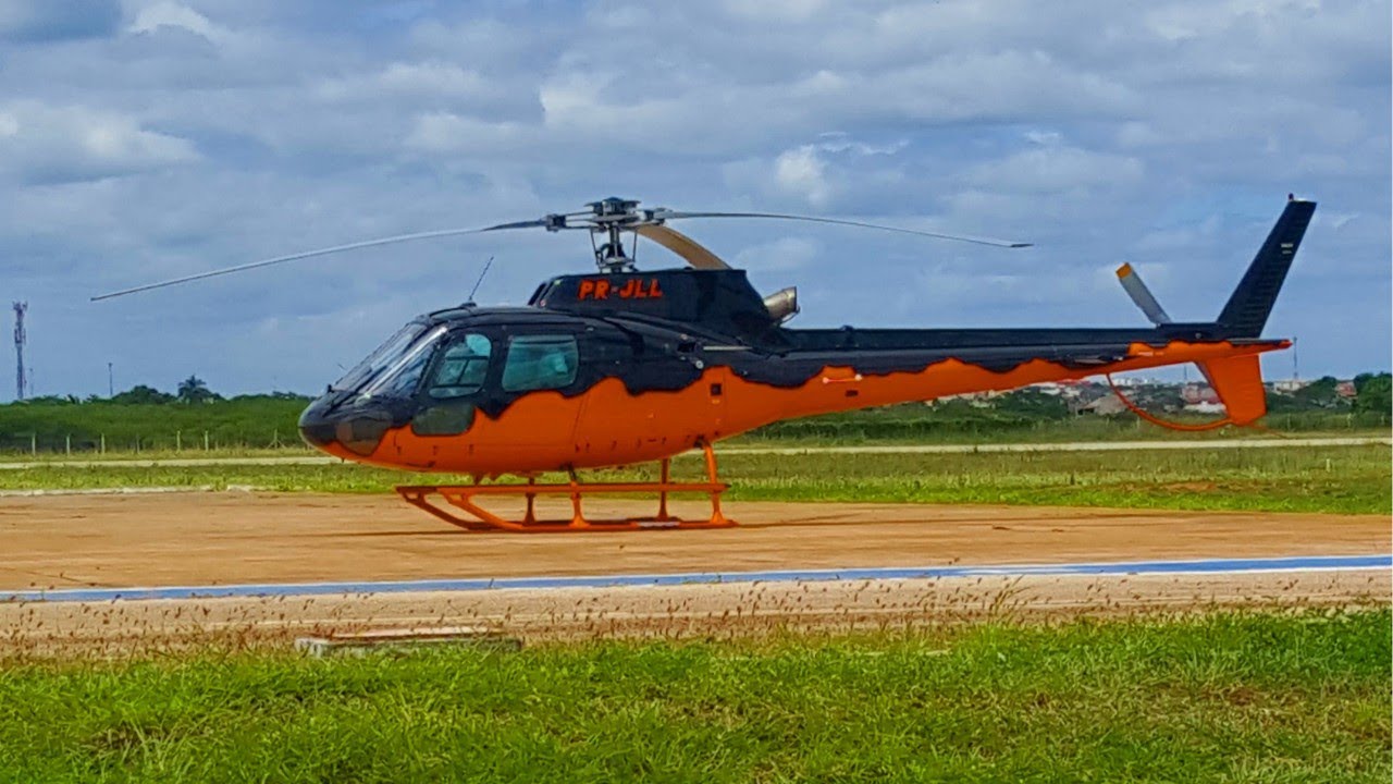 O helic&oacute;ptero as350 b2 esquilo chega a Mossor&oacute; taking off do esquilo b2 decolagem