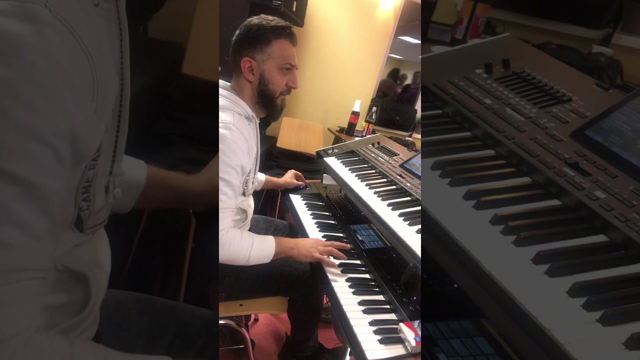 Latif Bajra (TIFI) Live Gajda Stil me Sax