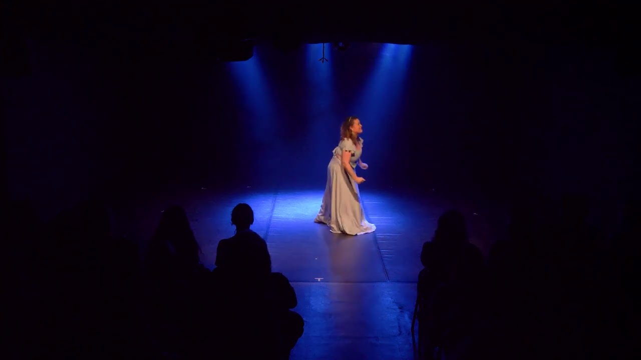 On the steps of the palace - Into the Woods