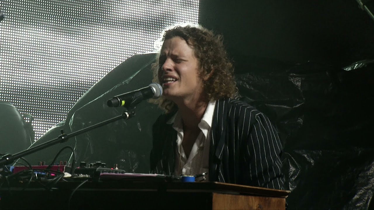 Nick Leng - Lonely Shade of Blue (Live from Drive-In OC)