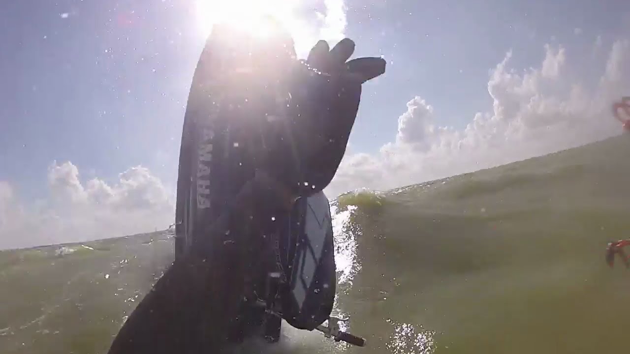 Yamaha Superjet wave jumping Part 2