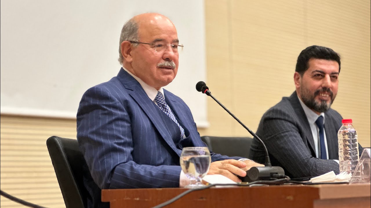 BATMAN’DA “YENİ ORTADOĞU, YENİ TÜRKİYE” KONULU PANEL DÜZENLENDİ