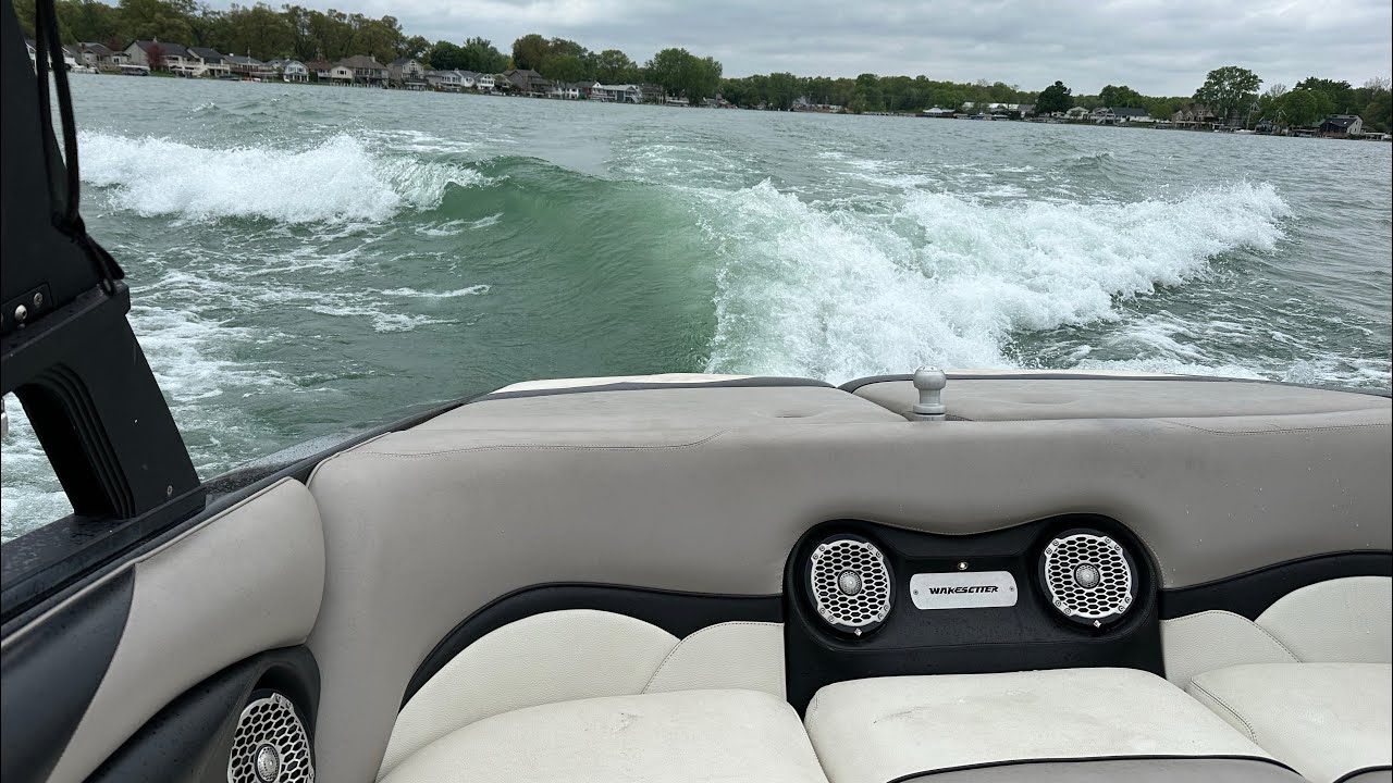 Lake testing 2011 Malibu VLX with Mission Delta 2.0 Wave Shaper | Wakeboard Wake Stock ID 7273