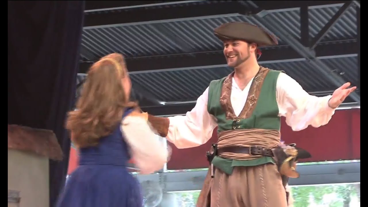 Behind-the-Scenes at 'Pirates Plunder' | SeaWorld San Antonio
