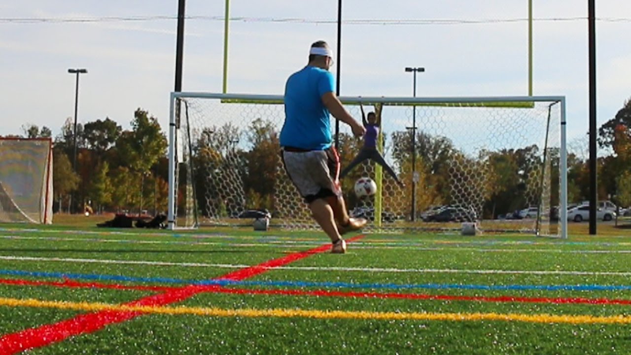 TESTING CUSTOM FOOTBALL BOOTS!!