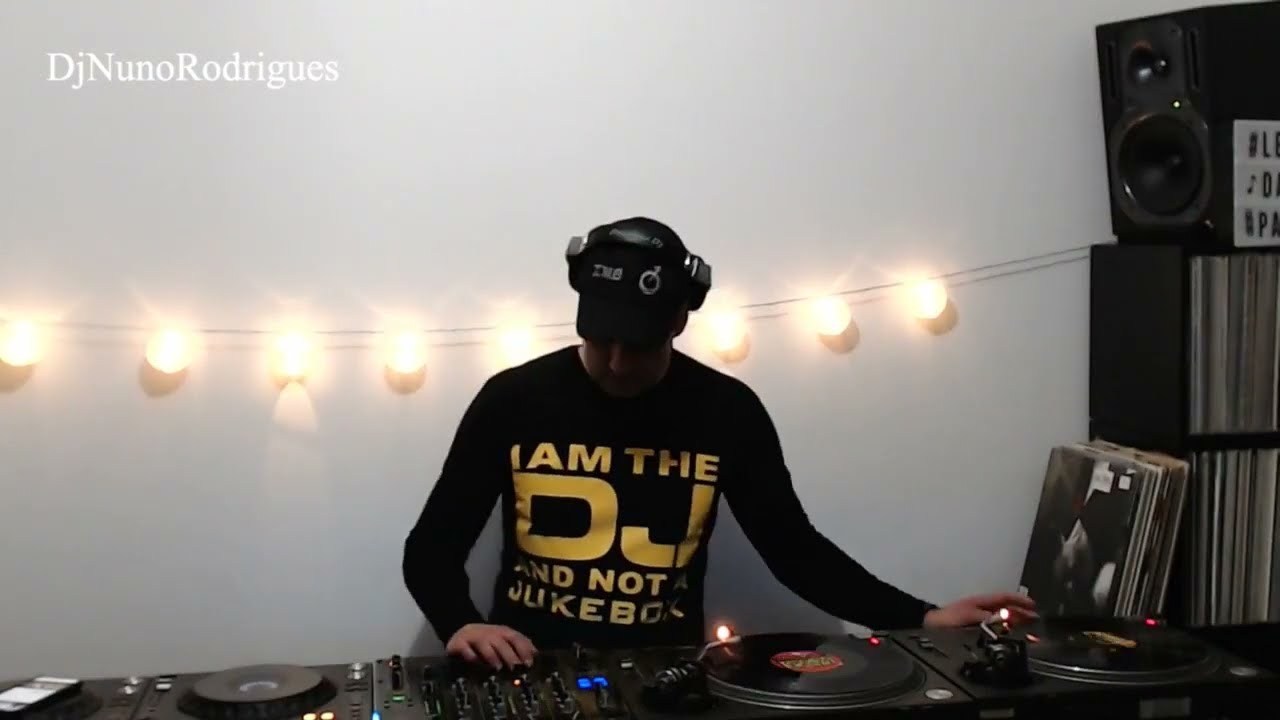 Club house set #vinil #classichouse #dj #housemusic #studio