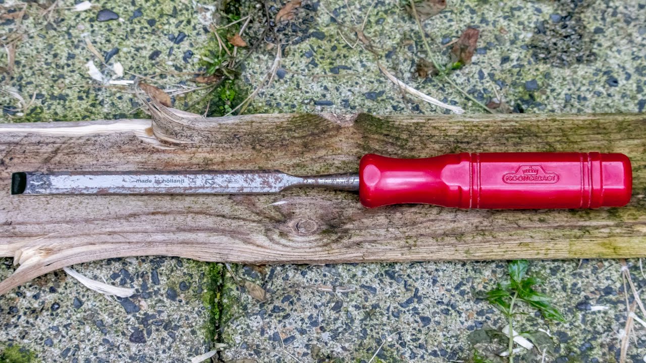 Sharpening a chisel, with the Wicked edge, and testing on the Edgeonup