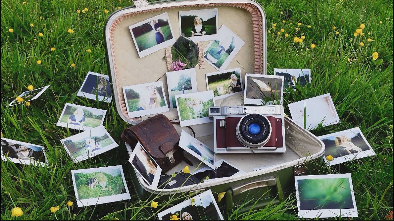 Cottagecore Photoshoot On The Lomo’ Instant Wide Glass | My Honest Review