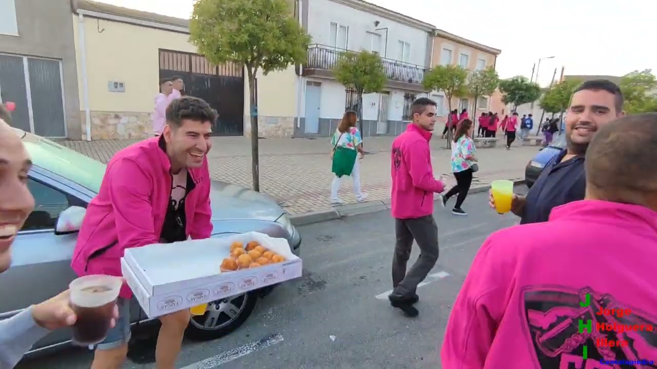 Alborada en el día grande de las fiestas de Villoria con la charanga El Tinglao