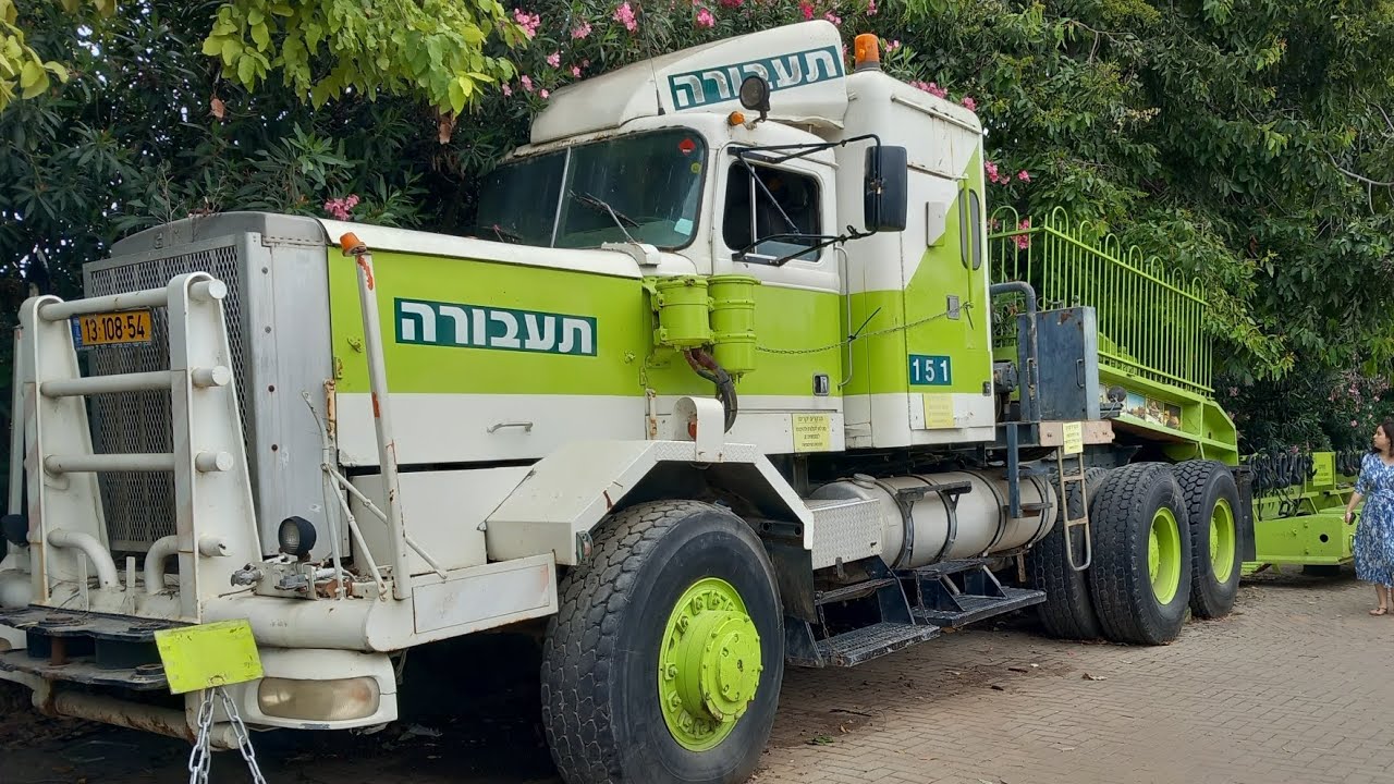 Музей грузового транспорта в Рамле. #truck #taavura