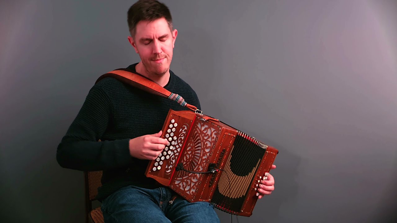 Strathspeys - Lime Hill, Braes of Tulliemet - accordion/melodeon