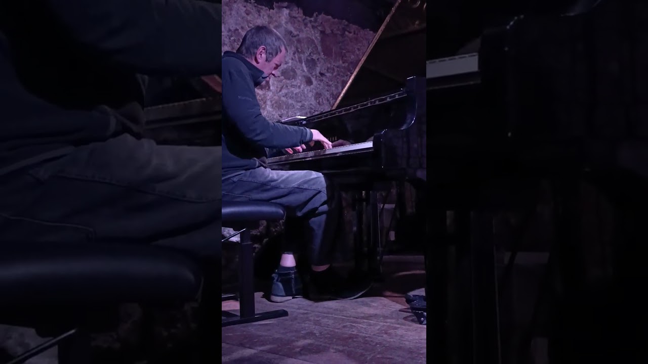 Russ Lossing Mood Trio a la Jazz Cava Vic 19/2/26 (2 de 2)