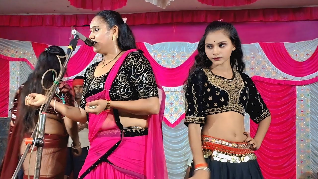 #nautanki - बहुत खता खाए हैं_ दोस्ती निभाने में_ ड्रामा हीरोइन #नीतु चंचल की आवाज में सुंदर सी #गजल 