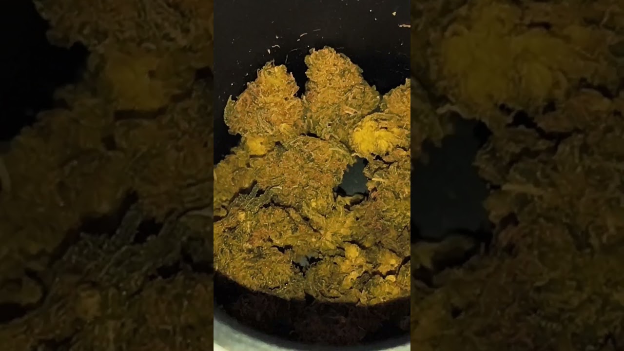 Nebula Boost Black Edition. Napar z oleju konopnego.