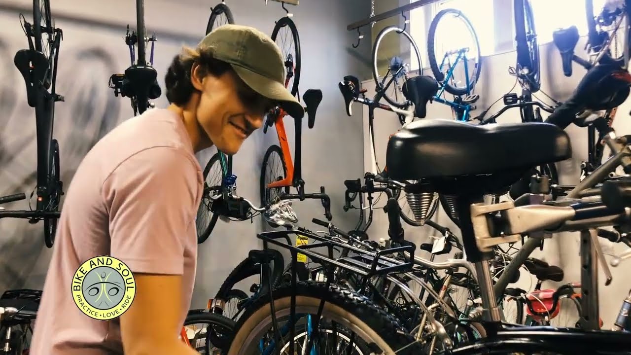 🚲 Discover Downtown Angola, Indiana — Featuring Bike & Soul | Small-Town Charm & Outdoor Adventure.