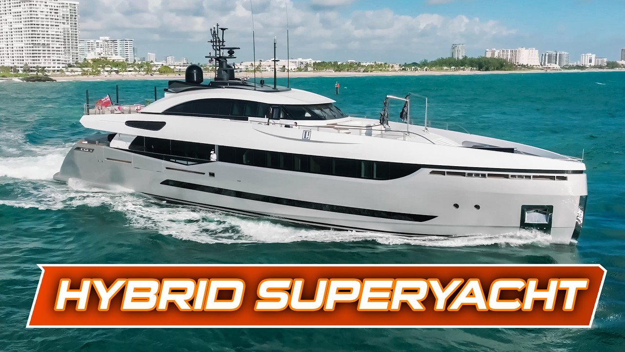 Modern Styled Hybrid Superyacht / Columbus 40S at Fort Lauderdale
