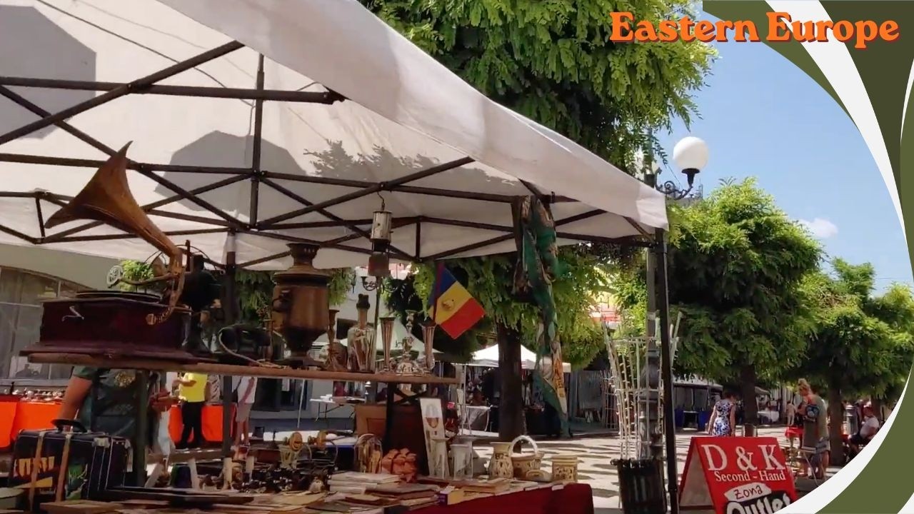 ASMR. Relaxing Walk. Vintage & Collectibles Market. BRAILA City Walk .Romania.