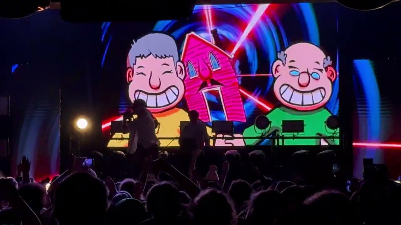 bbno$ - Check (Live in Dallas 2/26/25) 4K