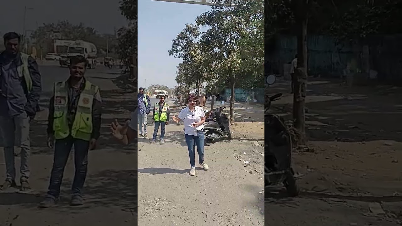 Ghodbunder Road Gaimukh Chowpatty Skywalk placement work is over. Road open for all. 