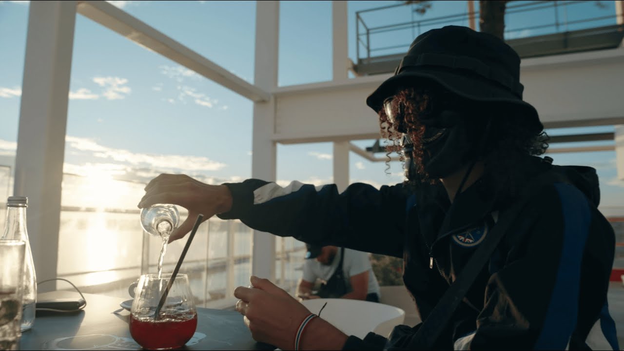 TK - Monoi Paillettes (Clip Officiel)