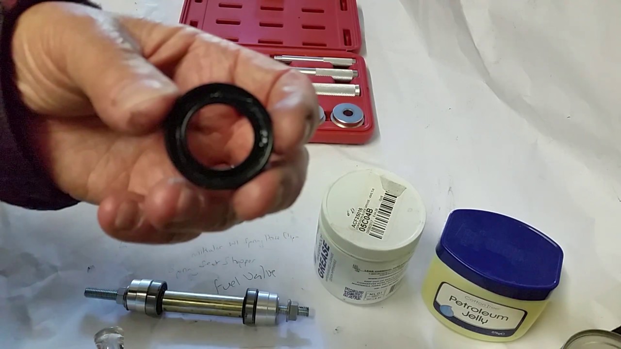 Peugeot Tweet 125cc 2011 Front Wheel bearing installation (1) 14th May 2019