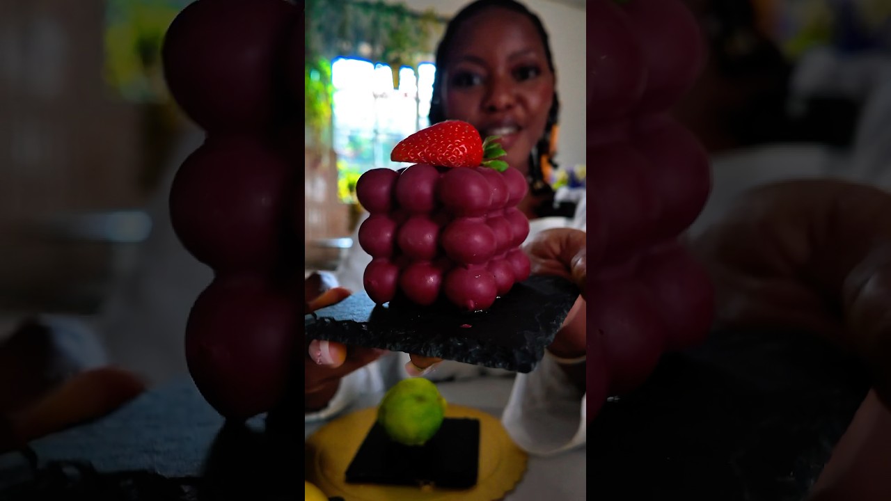 Berry Cube viral dessert #viraldesserts #baking #tastetest #youtubeshorts #shorts