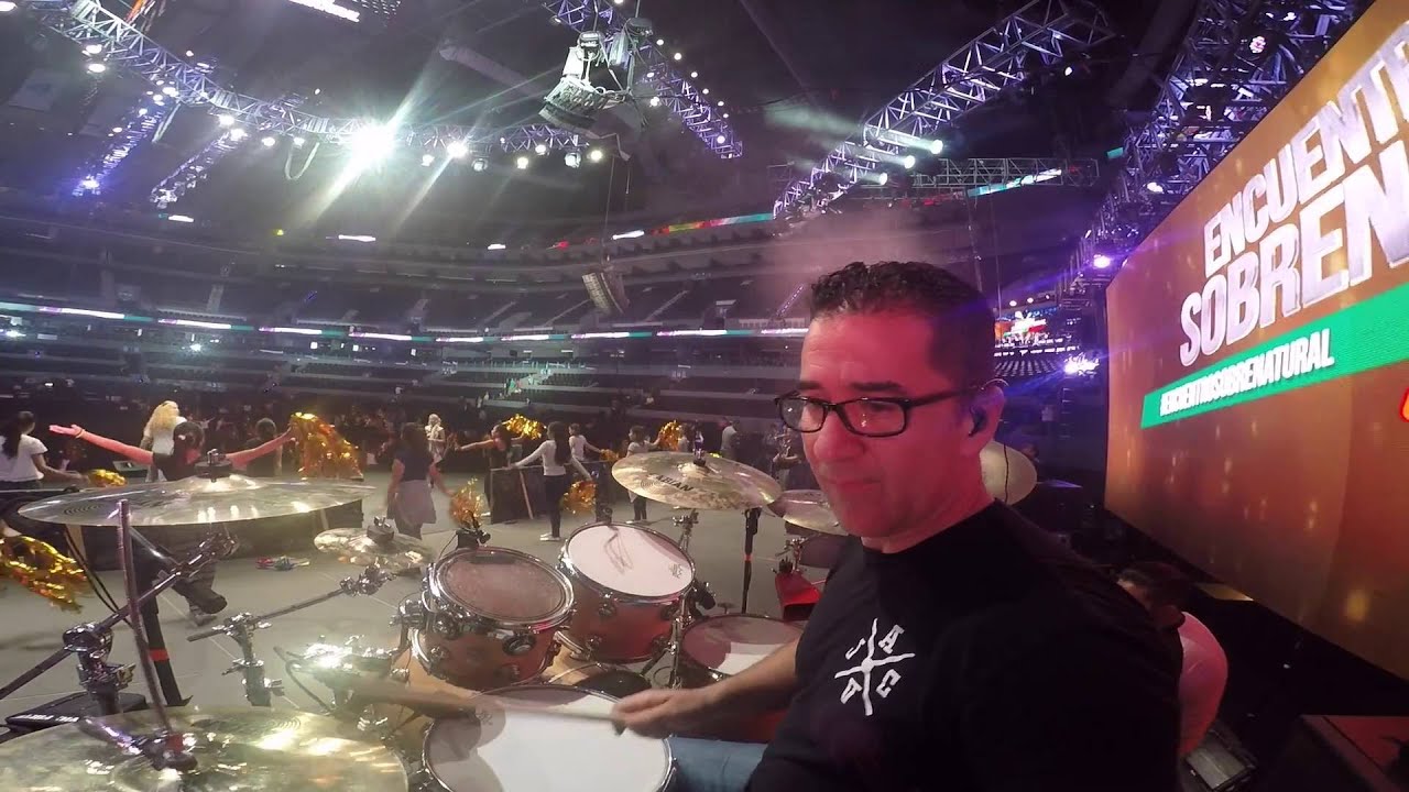 Alberto Vargas sound check encuentro sobrenatural M&eacute;xico 2016