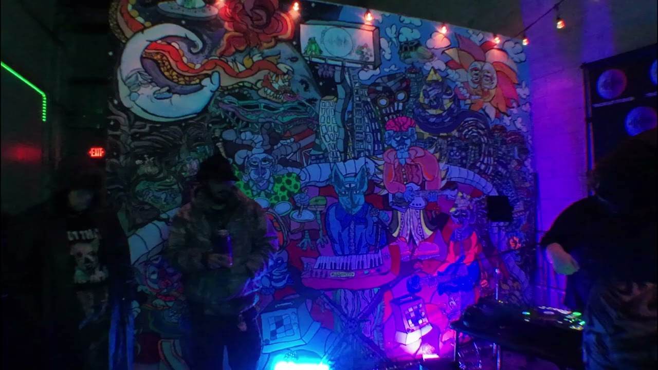 Bedroom Boiler Room | Garage DJ Set