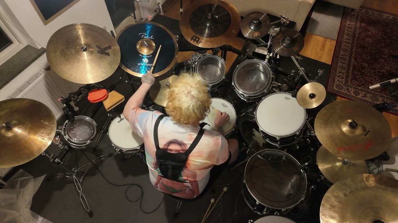 Hjem - Drums - Sanne Salomonsen