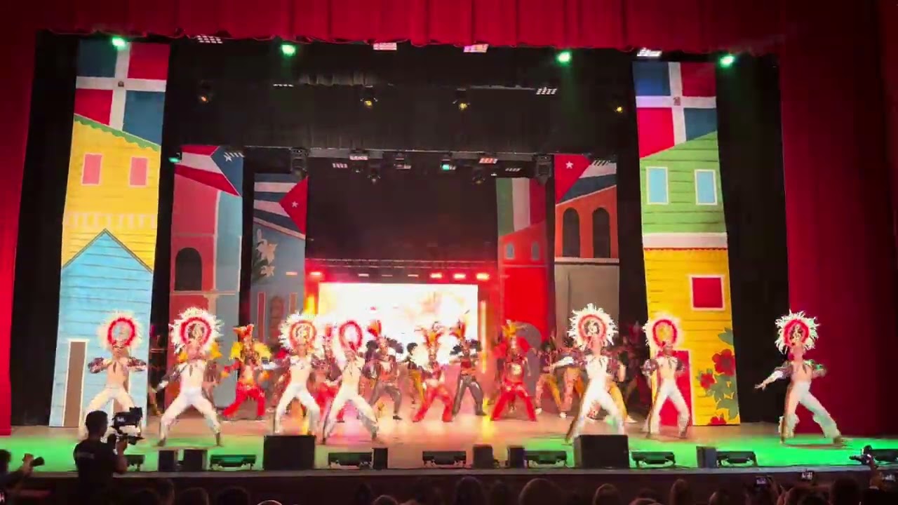 Kanibaru Comparsa Santiago LUMINARIAS 2025