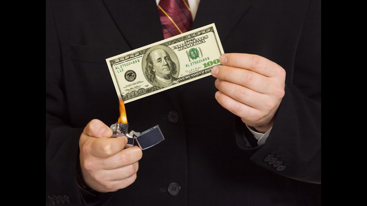 10 Shocking Ways the U.S. Government Wastes Your Money