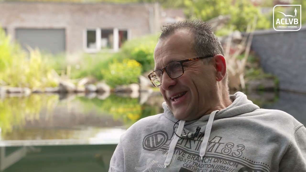 Een bedrijf dat niet investeert, blijft stilstaan en daar is Van Hool een mooi voorbeeld van