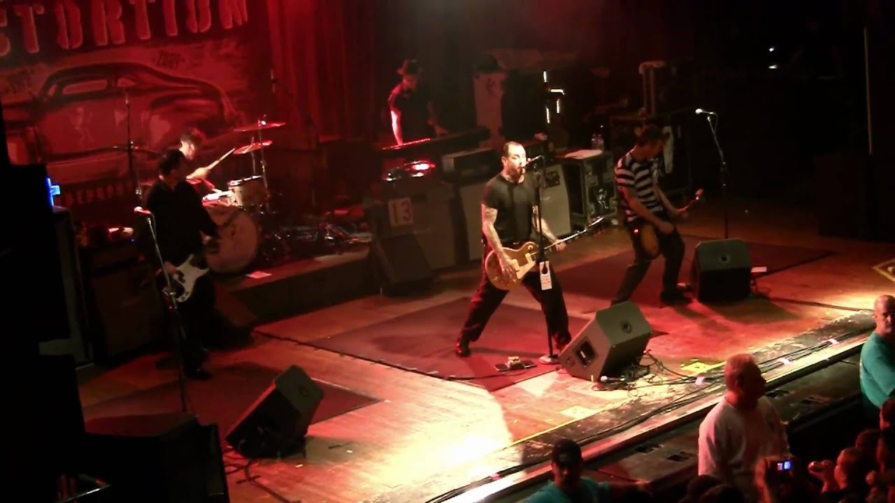Social Distortion - Can't Take It With You - Sokol Auditorium, 9.28.2009 *New Song in 1080p*