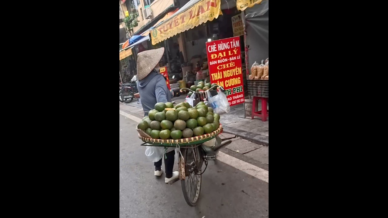 Vietnam - walking tour