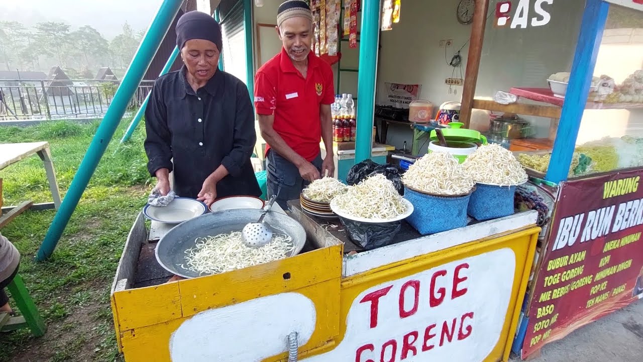 BUKA 24 JAM !!! TOGE GORENG PAK JAYA TERKENAL DI GUNUNG MAS PUNCAK - INDONESIAN STREET FOOD