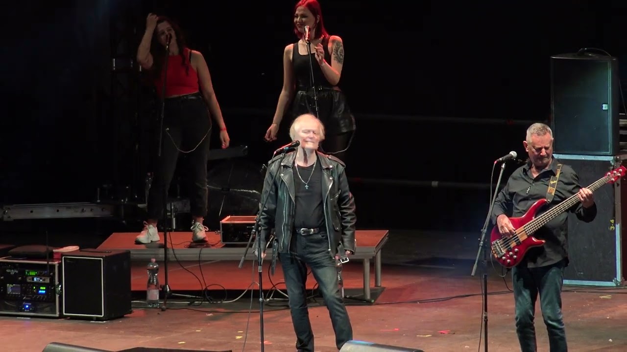 Bikini - Olcsó Vigasz @ Tabán 2024