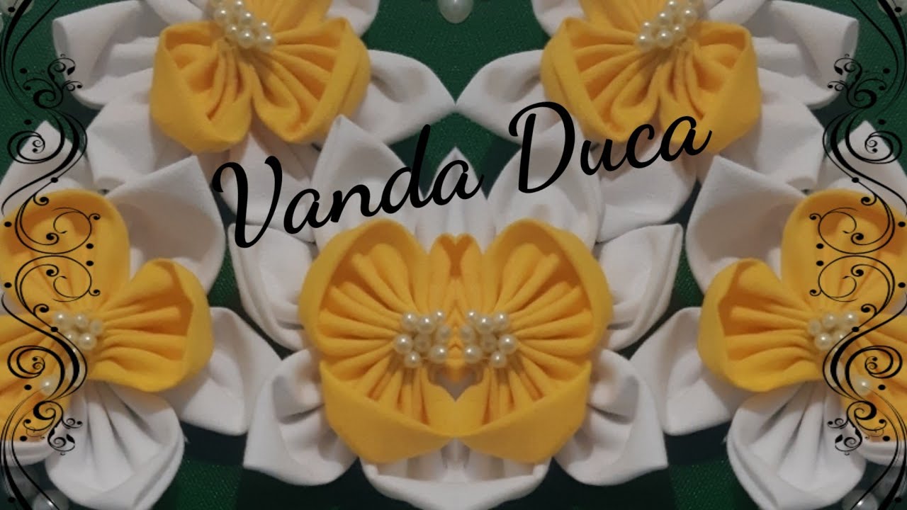 PORTA PANO DE PRATO FLORES COM CD VELHO PARA RECICLAGEM...