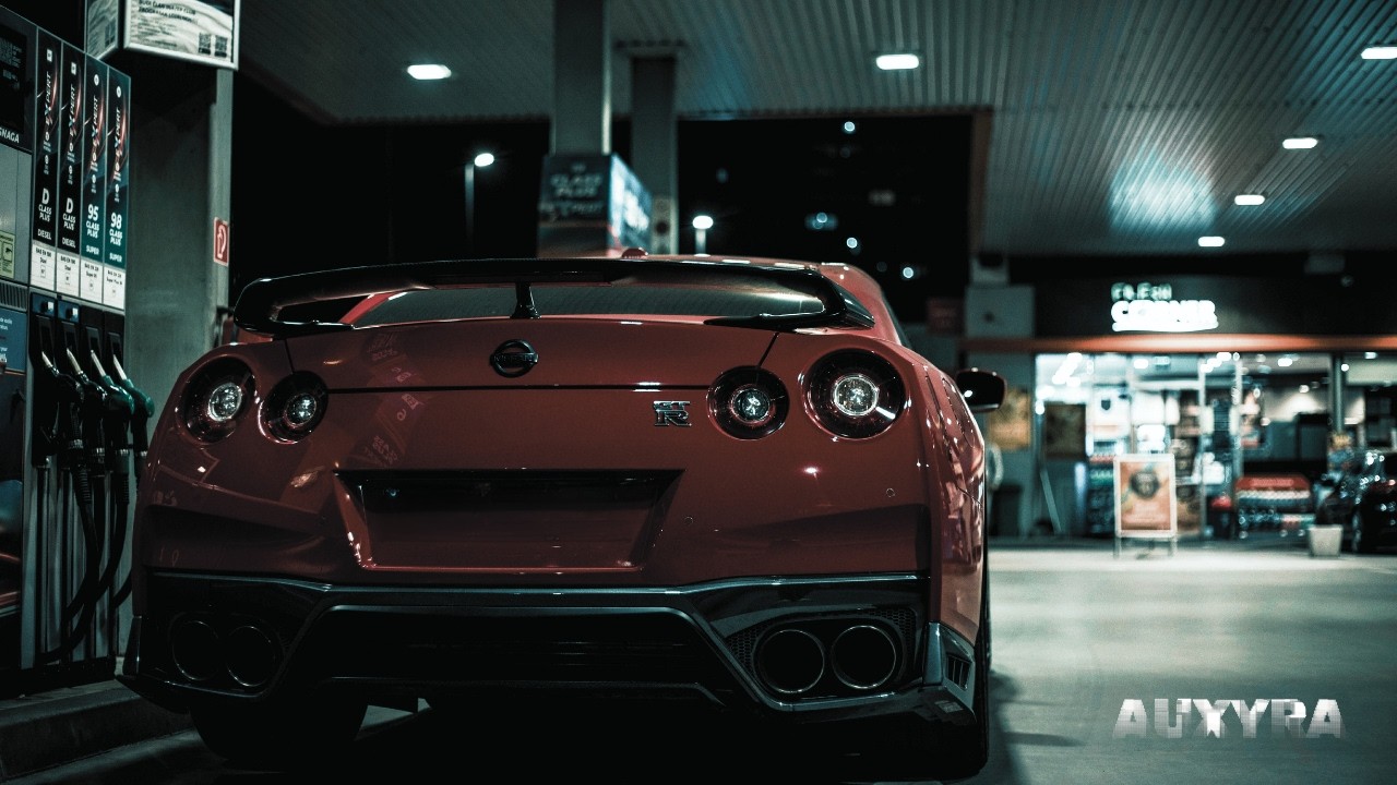 No destination | No messages | Just music | AUXYRA
