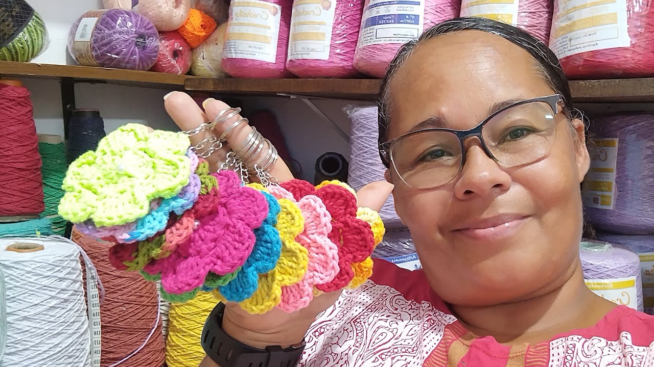tem crochê e variedades está ao vivo!😁