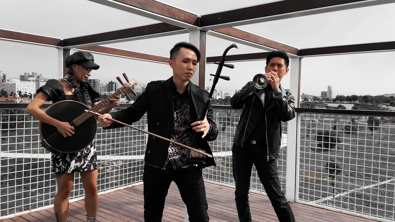Nini Music + G7taiwan - Walk Gracefully Once 『 瀟灑走一回 』| Ruan, Suona, and Erhu | prod. 林祐睿