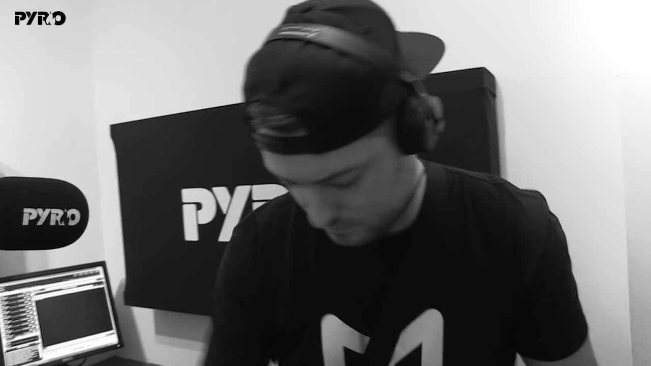 DJ Macky Gee x4 Deck Drum & Bass Mix - PyroRadio - (05/09/2016)