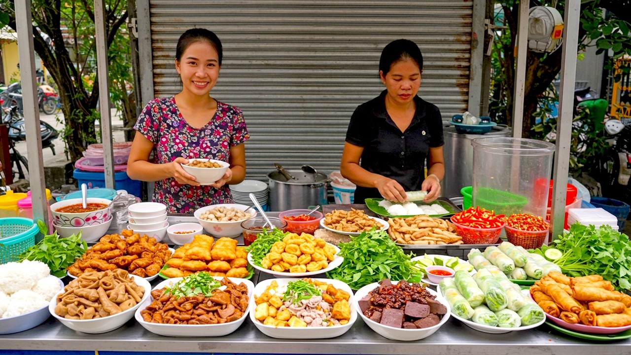 Cheapest Street Food Combo in Phnom Penh! 🤯