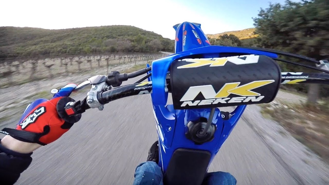 CE 125 EST MONSTRUEUX ! WHEELING EN 6 EN 125 YZ !