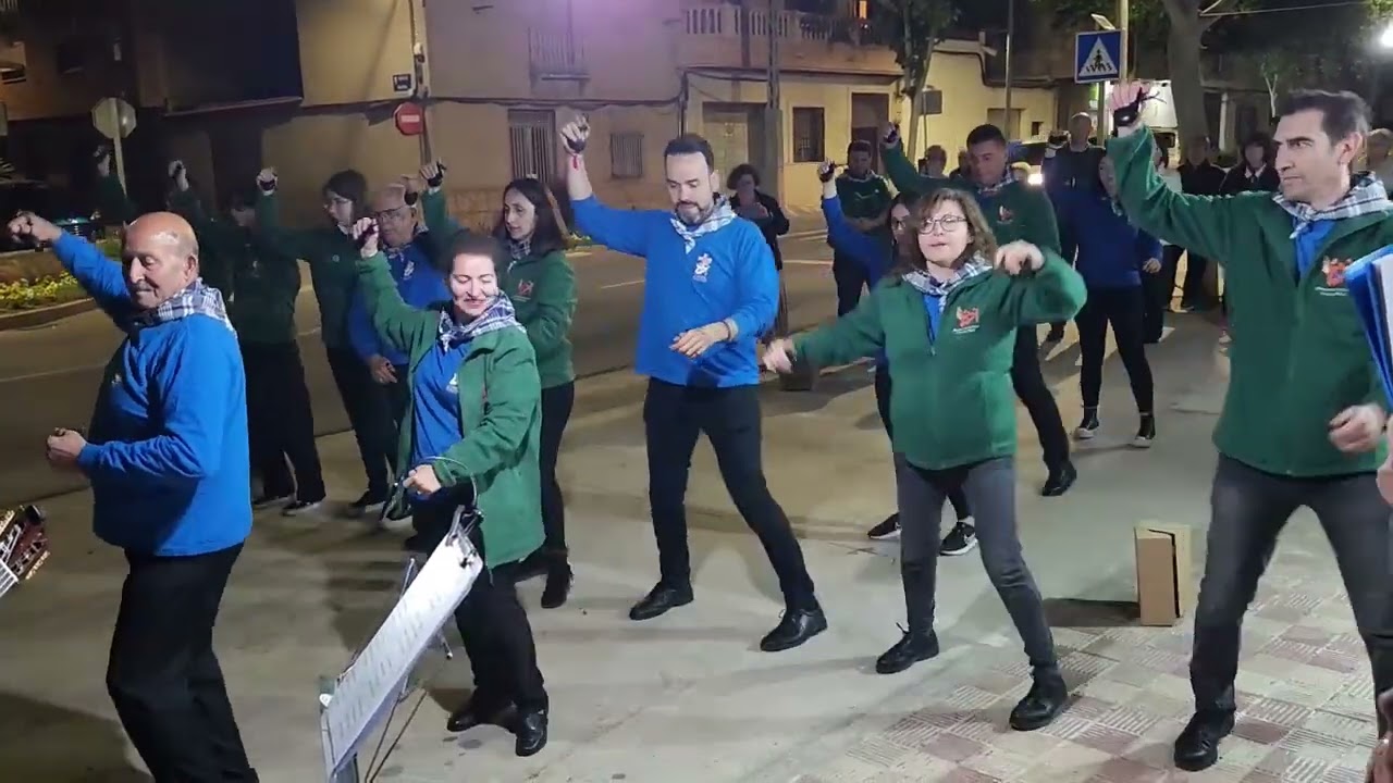 MAYOS A LA CRUZ AMAS DE CASA (2025)