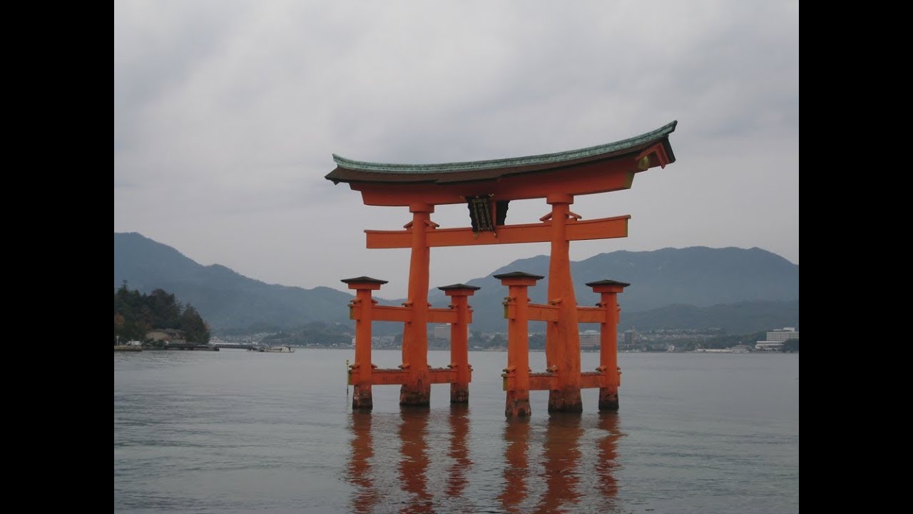Itsukushima Shrine (Floating Torii Gate) on Japan's Miyajima Island [HD]