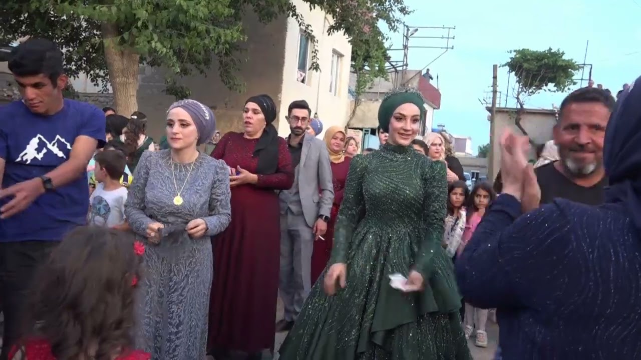 MUTLU VE DURAN FARKIYLA KEVSER VE MEHMET İN NİŞAN TÖRENLERİ